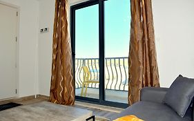 Seaside Serenity Retreat